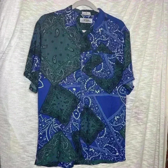 Vintage Guess Men’s XL Bandana Style Short Sleeve Button Down Shirt - Picture 1 of 12